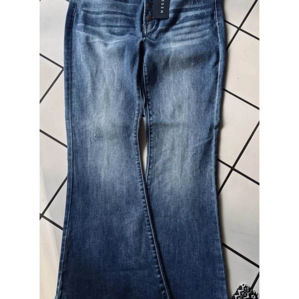 Risen plus size Blue Women's flareJeans  size 1XL /16W 32 inch inseam